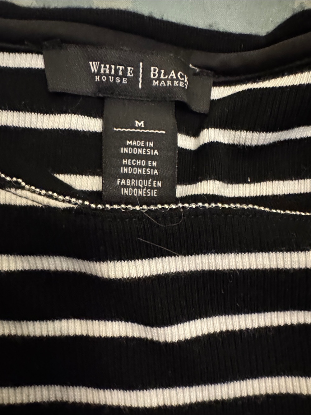 EUC White House Black Market Black and White Long Sleeve Shirt in size medium - Picture 4 of 4